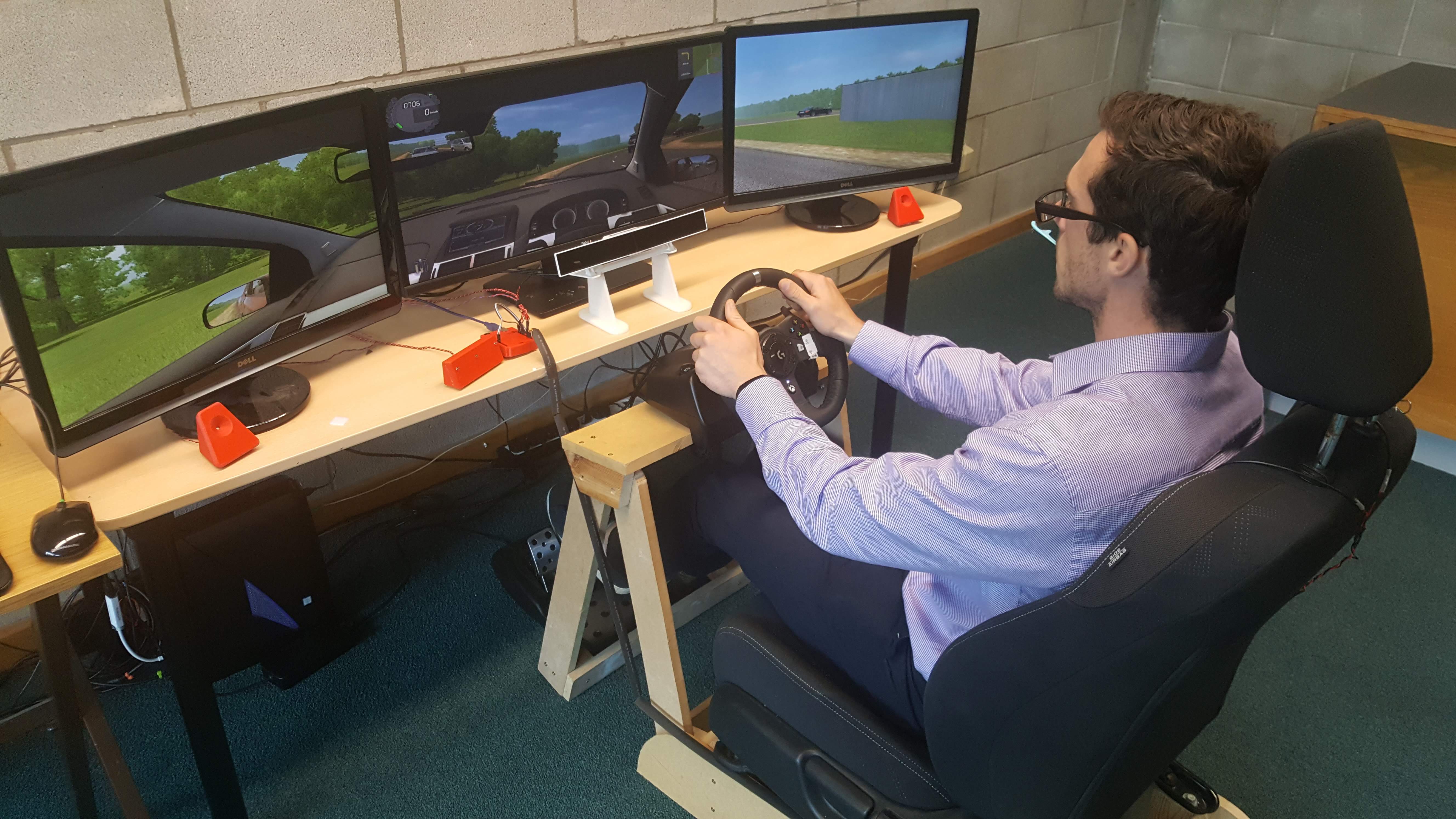 driver simulator to improve driving education